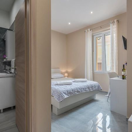 Roberto Rooms Пореч Екстер'єр фото