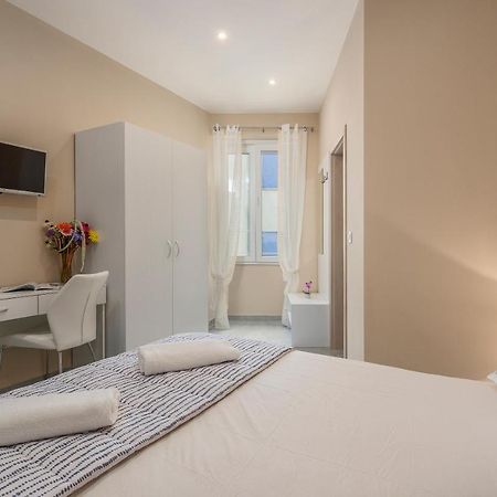Roberto Rooms Пореч Екстер'єр фото