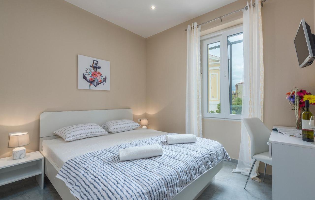 Roberto Rooms Пореч Екстер'єр фото