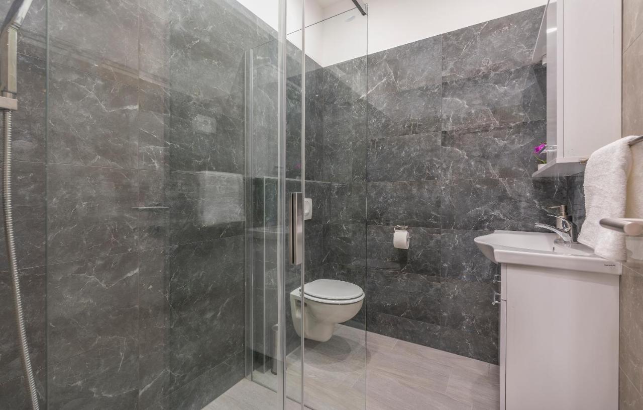 Roberto Rooms Пореч Екстер'єр фото