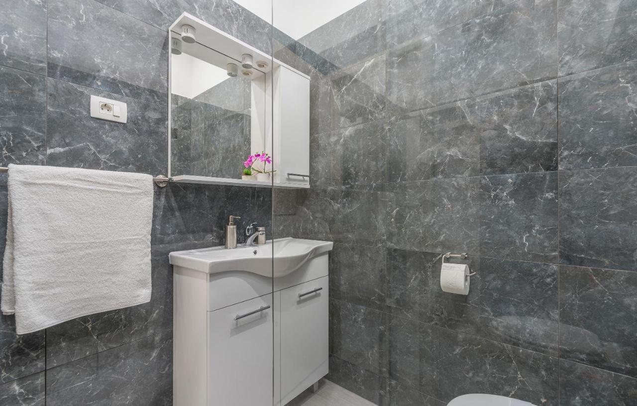 Roberto Rooms Пореч Екстер'єр фото