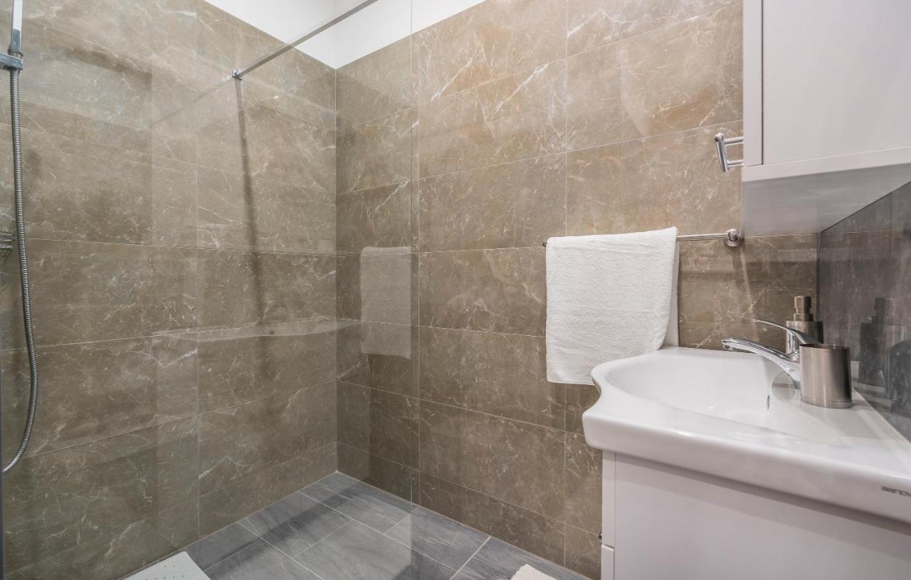 Roberto Rooms Пореч Екстер'єр фото